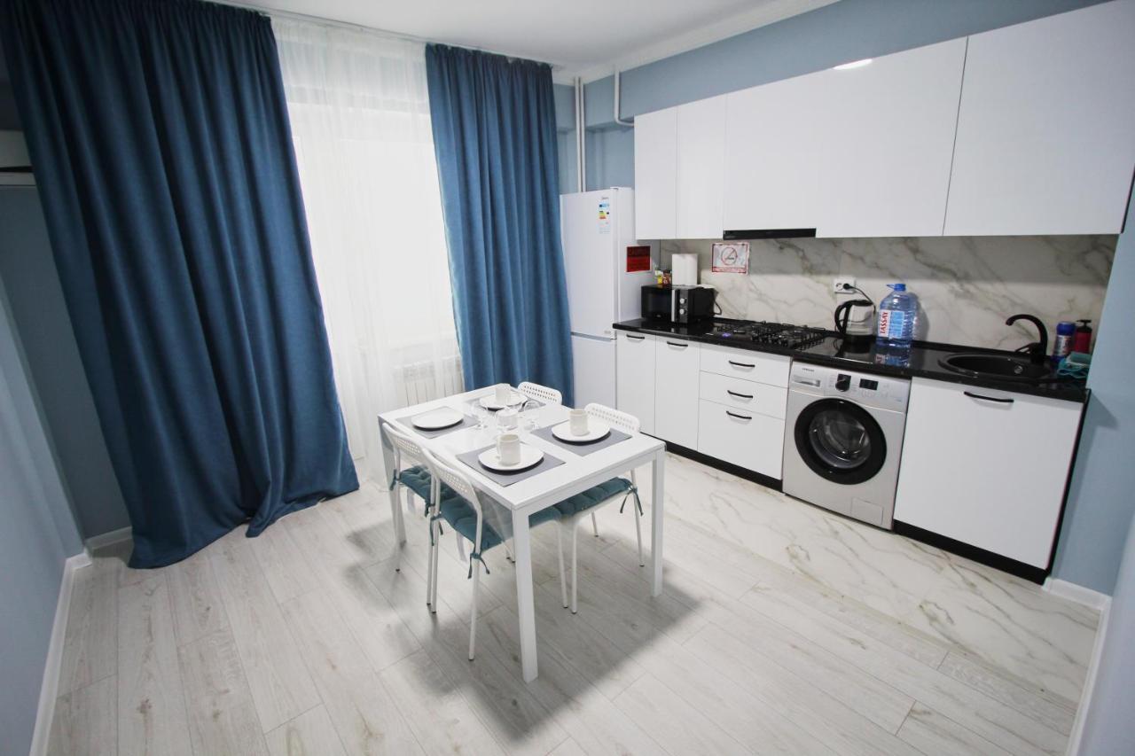 Ferienwohnung Нурсая#2 Atyraū Exterior foto